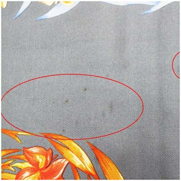 HERMES Blue Silk Scarf - Picture 6 of 11